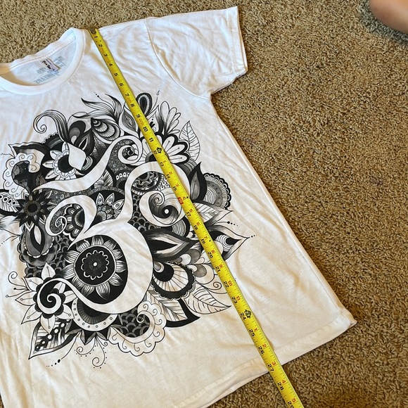 Electro Threads 🕉 OM tee - Picture 4 of 5